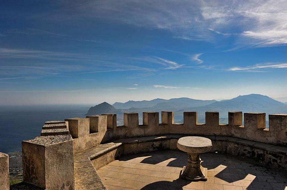 Leo Appartamenti Con Vista Panoramica Erice Ngoại thất bức ảnh